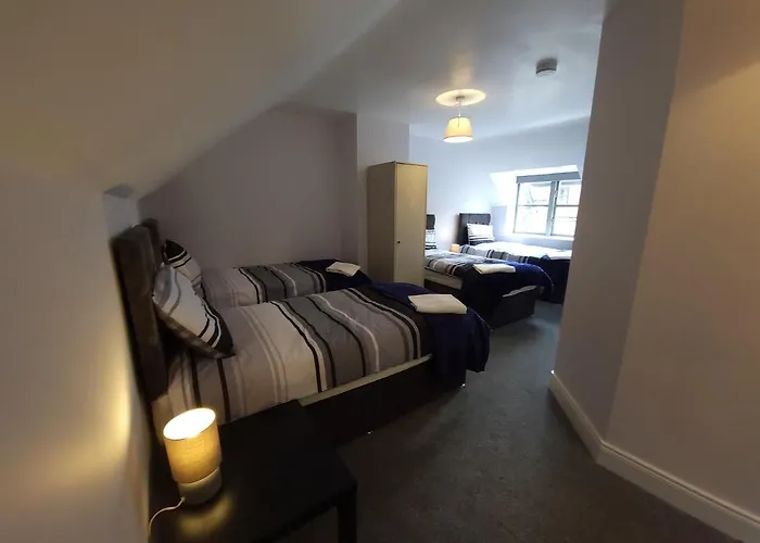 Апартаменты Crew's *